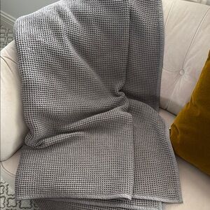 Boll and branch gray waffle blanket. King size quilt